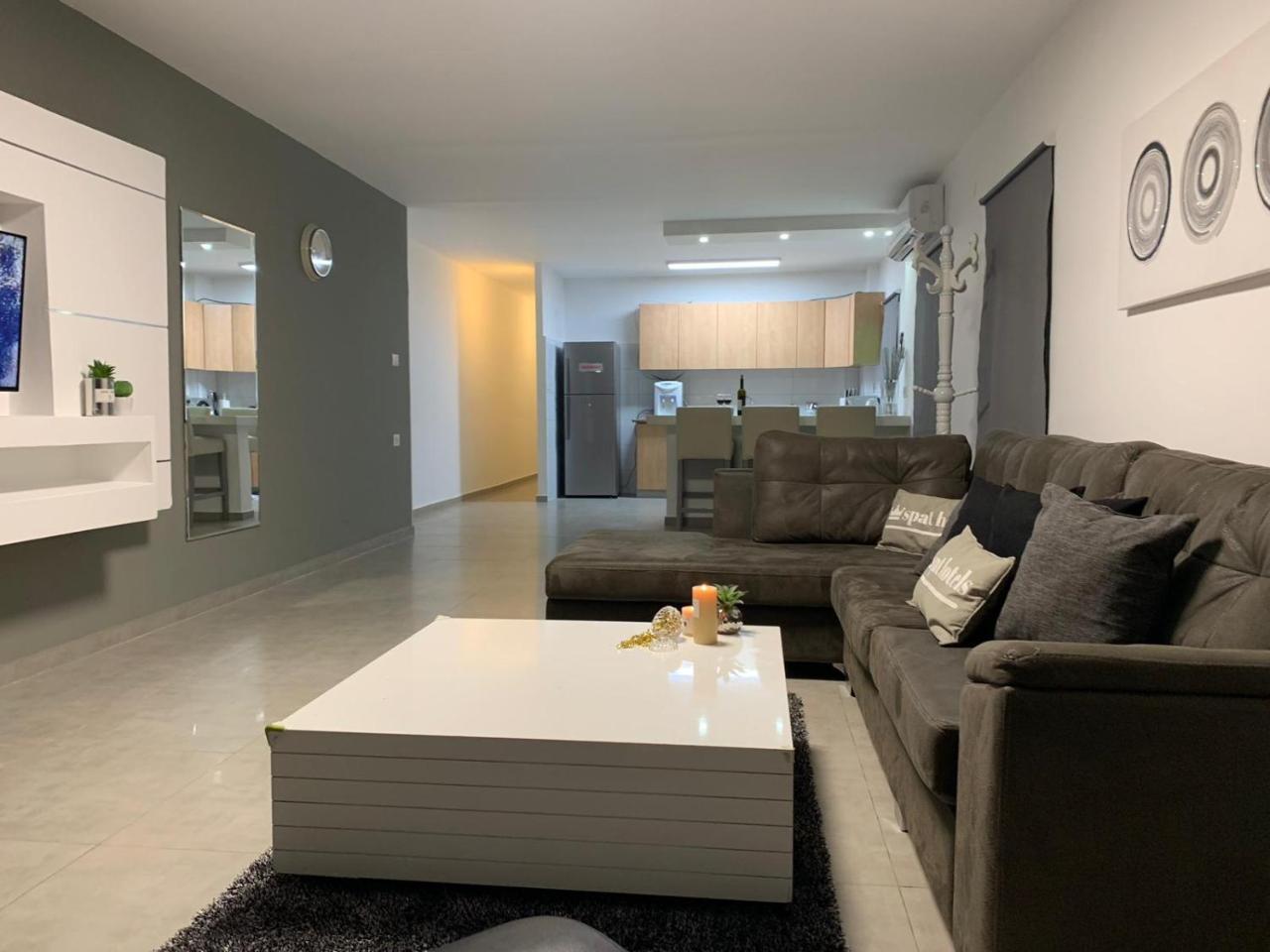 Spat Apartments Bat Yam Exterior foto